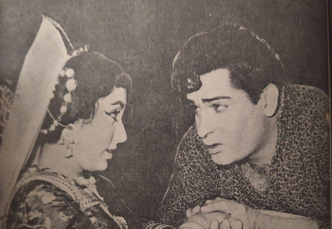 शम्मी कपूर संग नजर आ रही ये हीरोइन कभी लेती थी सबसे ज्यादा फीस, जनाजे नहीं जाना था पसंद, हेयर कट से थी पूरी भारत में मशहूर