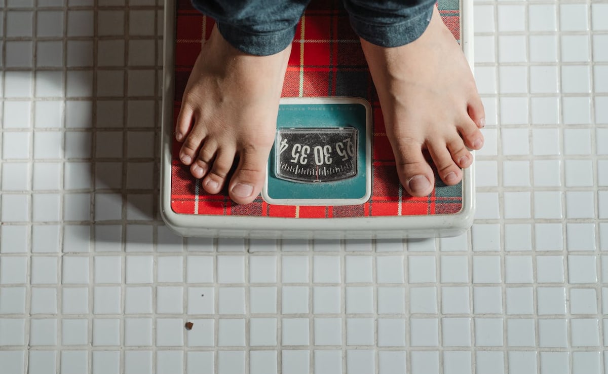 Smoking does impact weight, but it is neither healthy nor long-lasting Smoking does impact weight, but it is neither healthy nor long-lasting