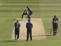 माइकल वॉन के बेटे आर्ची वॉन का कहर, चौकों की बरसात करते हुए अकेले जीता दिया मैच