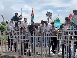 MDS University में हंगामा, बीए-बीएससी के रिजल्ट में गड़बड़ी; छात्रों ने जलाए टायर MDS University में हंगामा, बीए-बीएससी के रिजल्ट में गड़बड़ी; छात्रों ने जलाए टायर