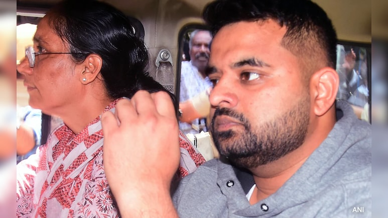 देवेगौड़ा का पोता रेप केस में दोषी करार, कोर्ट का फैसला सुन रोने लगा पूर्व JDS सांसद रेमन्ना