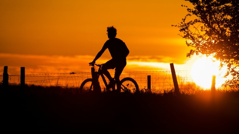 Slow Travel vs City Break: Which Style Of Travel Actually Feels Like A Vacation