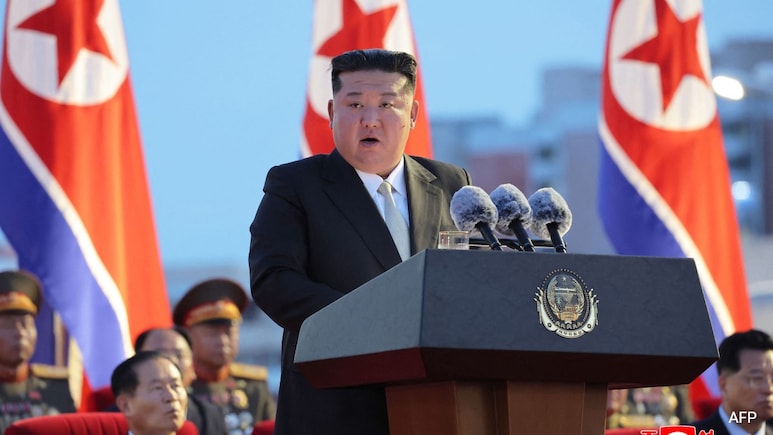North Korean Leader Kim Jong Un Departs for Rare China Trip: Report