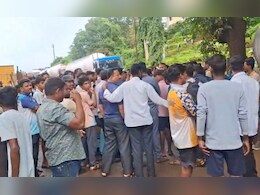 Accident News: मुंबई-गोवा महामार्गावर अपघातांची मालिका सुरूच!  स्थानिकांचा रास्तारोको, ठेकेदाराला घेरलं Accident News: मुंबई-गोवा महामार्गावर अपघातांची मालिका सुरूच!  स्थानिकांचा रास्तारोको, ठेकेदाराला घेरलं