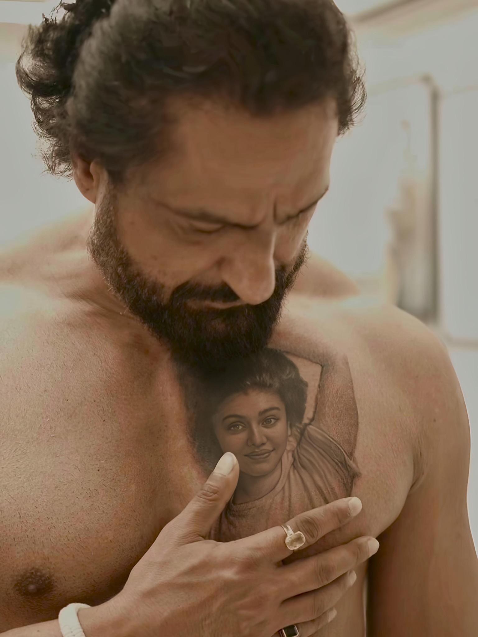 Parag Tyagi Gets Wife Shefali Jariwala's Face Tattooed On His Chest: "My Gift To Pari On Our 15th Anniversary"