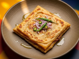 5 Easy Tips To Make Kolkata-Style Mughlai Paratha At Home 5 Easy Tips To Make Kolkata-Style Mughlai Paratha At Home