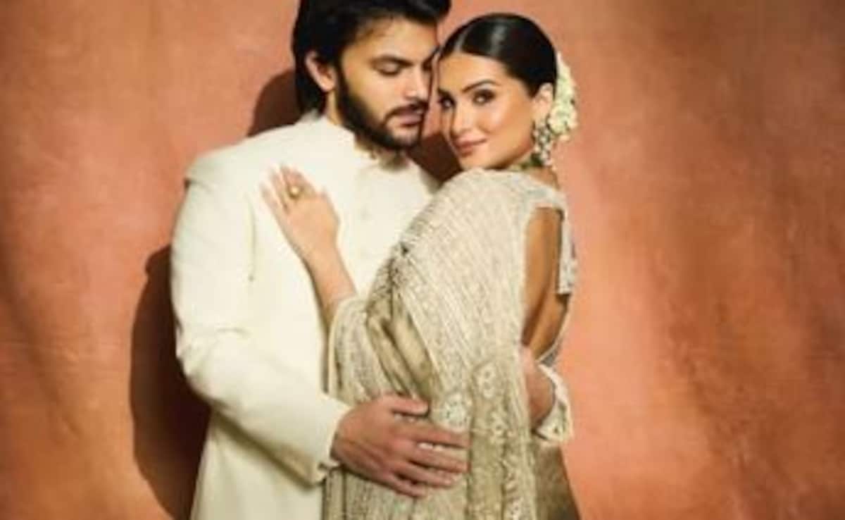 Tara Sutaria Makes Her Relationship With Veer Pahariya Instagram Official, Janhvi Kapoor Reacts