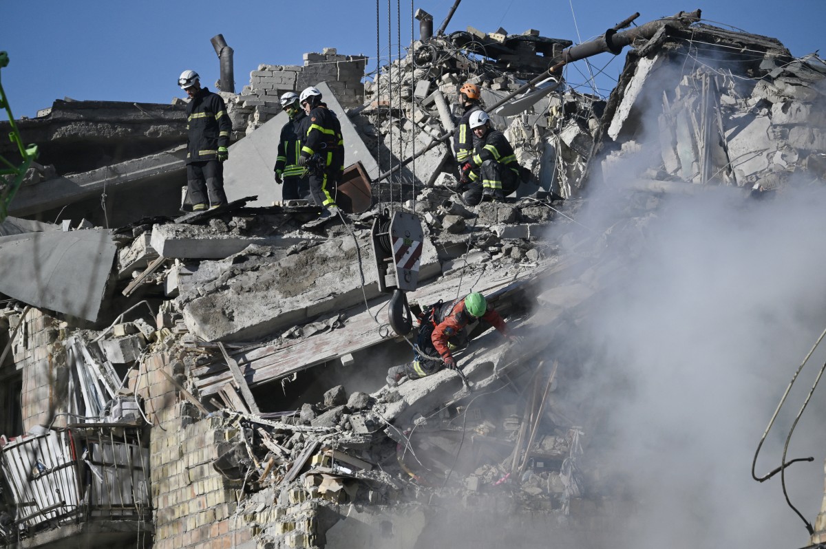 Russia Launches Long-Range Strikes On Ukrainian Military Targets