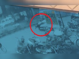 रीवा में कॉन्स्टेबल को बोनट पर लटकाकर दौड़ाई कार, भरे बाजार में भगदड़; पुलिस ने पकड़े दोनों आरोपी रीवा में कॉन्स्टेबल को बोनट पर लटकाकर दौड़ाई कार, भरे बाजार में भगदड़; पुलिस ने पकड़े दोनों आरोपी