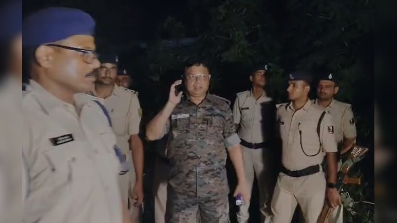पटना शहर में एनकाउंटर, 20 से ज्यादा केस के आरोपी कुख्यात विजय साहनी को पुलिस ने मारी गोली पटना शहर में एनकाउंटर, 20 से ज्यादा केस के आरोपी कुख्यात विजय साहनी को पुलिस ने मारी गोली