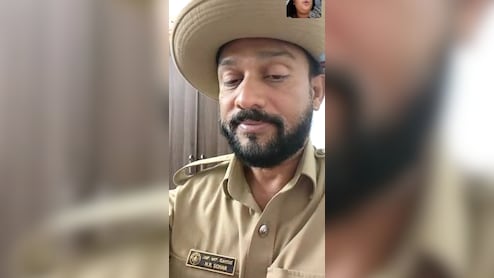Bengaluru Cop Suspended After Thief In Custody Wears Uniform To Impress Wife