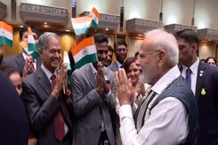 PM Modi Greets And Interacts With Members Of Indian Diaspora In Japan PM Modi Greets And Interacts With Members Of Indian Diaspora In Japan