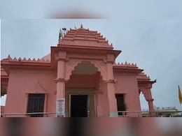 राम मंदिर की दान पेटी से चोरी, लोगों ने जताया आक्रोश; CCTV फुटेज खंगाल रही पुलिस राम मंदिर की दान पेटी से चोरी, लोगों ने जताया आक्रोश; CCTV फुटेज खंगाल रही पुलिस