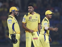 "Better For MS Dhoni To Retire": R Ashwin Ends Debate Around CSK Icon After AB de Villiers Remarks