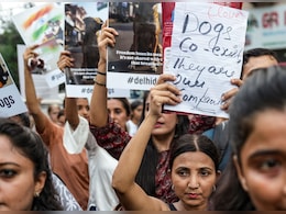 मुंबई: सुप्रीम कोर्ट के आवारा कुत्तों से जुड़े आदेश के खिलाफ आजाद मैदान में किया गया विरोध प्रदर्शन मुंबई: सुप्रीम कोर्ट के आवारा कुत्तों से जुड़े आदेश के खिलाफ आजाद मैदान में किया गया विरोध प्रदर्शन