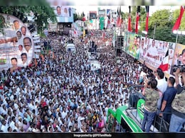 Ahead Of 3-Cornered Poll Fight, EPS' Yatra Hits 100 Constituencies In 34 Days Ahead Of 3-Cornered Poll Fight, EPS' Yatra Hits 100 Constituencies In 34 Days