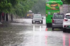Heavy Rain In North India, Flooding, Traffic Chaos in Delhi Amid Red Alert Heavy Rain In North India, Flooding, Traffic Chaos in Delhi Amid Red Alert