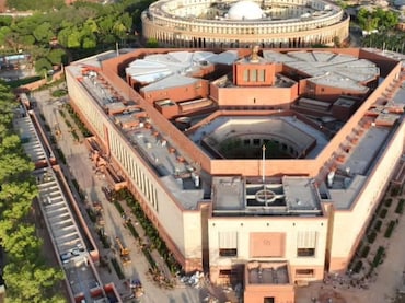 राजस्थान में राज्यसभा की 3 सीटों पर मंथन शुरू, सवाल- कांग्रेस और बीजेपी समीकरण के अनुसार किसे देगी टिकट