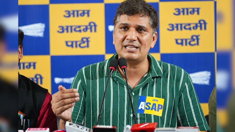 नाकामी का बहाना बनाते हैं और दोष अरविंद केजरीवाल पर मढ़ देते हैं... सौरभ भारद्वाज का दिल्‍ली सरकार पर निशाना