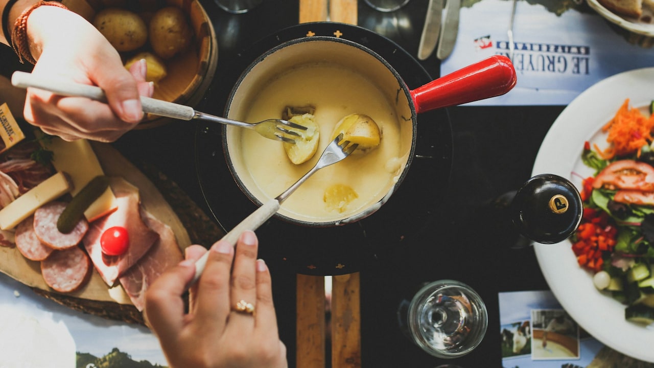 10 tips to use your fondue sets to the max