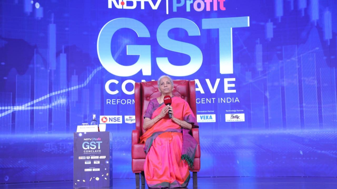 जीएसटी रिफॉर्म से लेकर अमेरिकी टैरिफ तक... NDTV कॉन्क्लेव में वित्त मंत्री सीतारमण की 10 बड़ी बातें