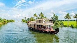 Rs 10,000 And 3 Days In Kerala Backwaters: Here's How To Make It Work