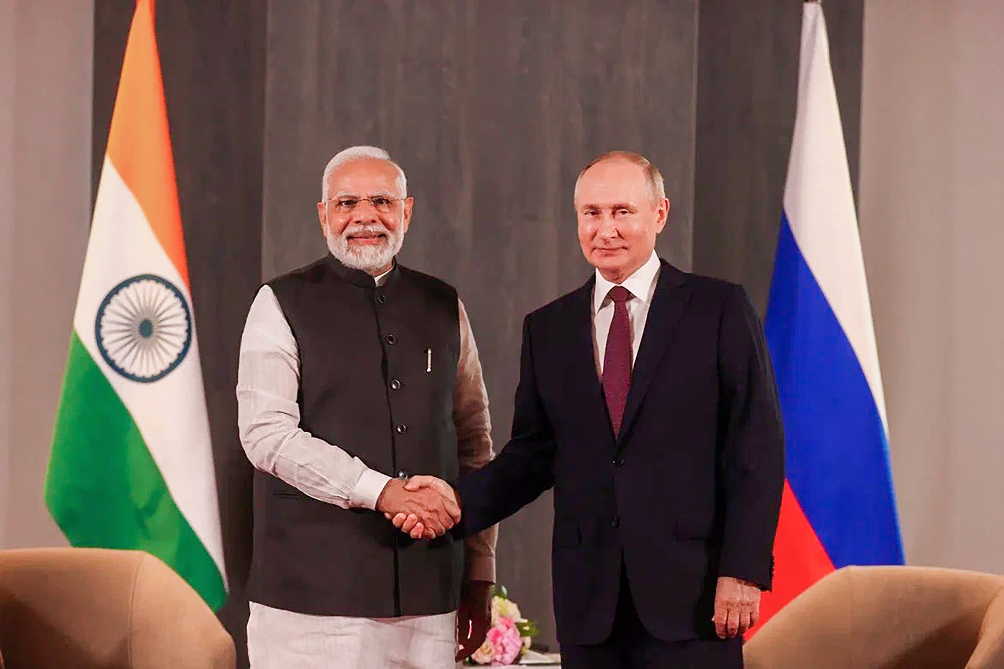 Pakistan Respects Russia's Relations With India, Sharif Tells Putin