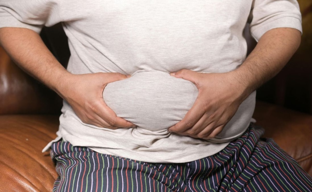 कम खाने पर भी पेट गुब्बारे की तरह फूल जाता है? इन 4 फ्रूट्स को खाएं, बिना दवा के मिलेगा आराम!