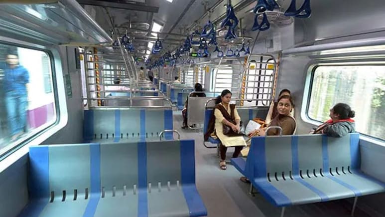 Mumbai Local News: मुंबईकरांचा प्रवास होणार गारेगार! वंदे मेट्रो स्टाईल 2,856 एसी गाड्या मिळणार, निविदा जारी Mumbai Local News: मुंबईकरांचा प्रवास होणार गारेगार! वंदे मेट्रो स्टाईल 2,856 एसी गाड्या मिळणार, निविदा जारी