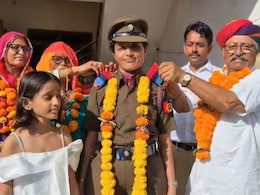 Rajasthan: दो बेटियों की मां बनी NCC में लेफ्टिनेंट, ट्रेनिंग से लौटने पर फौजी अंदाज में ससुर को किया सैल्यूट Rajasthan: दो बेटियों की मां बनी NCC में लेफ्टिनेंट, ट्रेनिंग से लौटने पर फौजी अंदाज में ससुर को किया सैल्यूट