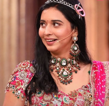 150 बॉडीगार्ड और हर छोटे-बड़े काम के लिए नौकर! असल में कितनी अमीर हैं बिग बॉस-19 की तान्या मित्तल?
