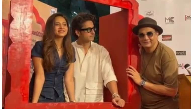 फ़िल्मों के कलाकार थिएटर से डरते हैं... कास्टिंग डायरेक्टर मुकेश छाबड़ा ने किया खुलासा