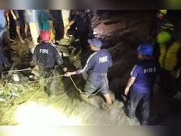 उत्तरकाशी में बादल फटने से फिर तबाही, कई इलाकों में घुसा पानी, सीएम ने दिए खास निर्देश उत्तरकाशी में बादल फटने से फिर तबाही, कई इलाकों में घुसा पानी, सीएम ने दिए खास निर्देश
