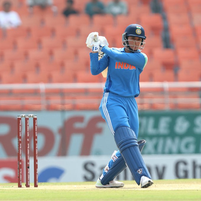 INDW vs AUSW, 2nd ODI: स्मृति मधंना ने ODI में मचाया गदर, ऐसा महारिकॉर्ड बनाकर रचा इतिहास, विश्व क्रिकेट चौंका