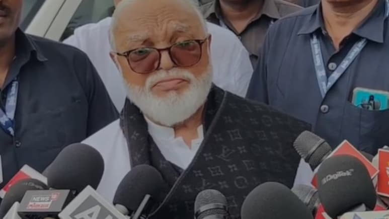 मराठा वोटबैंक के चक्कर में OBC विधायक चुप हैं, मैं नहीं डरता : छगन भुजबल 