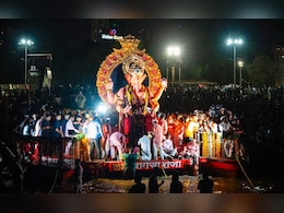 अनंत चतुर्दशी के बाद, सूतक काल में विसर्जन, दरकिनार कोली... भक्त पूछ रहे नाराज हैं लालबागचा राजा? अनंत चतुर्दशी के बाद, सूतक काल में विसर्जन, दरकिनार कोली... भक्त पूछ रहे नाराज हैं लालबागचा राजा?