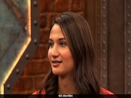 Ananya Bangar ने राइज ऐंड फॉल में किया चौंकाने वाला खुलासा, मशहूर क्रिकेटर ने भेजी अश्लील तस्वीर Ananya Bangar ने राइज ऐंड फॉल में किया चौंकाने वाला खुलासा, मशहूर क्रिकेटर ने भेजी अश्लील तस्वीर