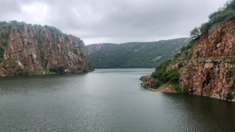 Jakham Dam: राजस्थान में बारिश का दौर जारी, प्रदेश का सबसे ऊंचा जाखम बांध पूरी तरह हुआ लबालब 