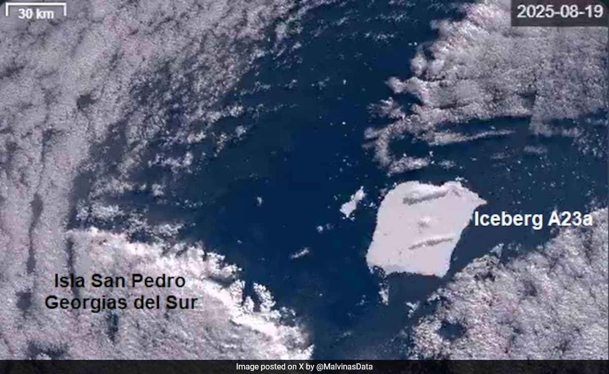 Giant Iceberg A23a Breaks Up After Long Journey