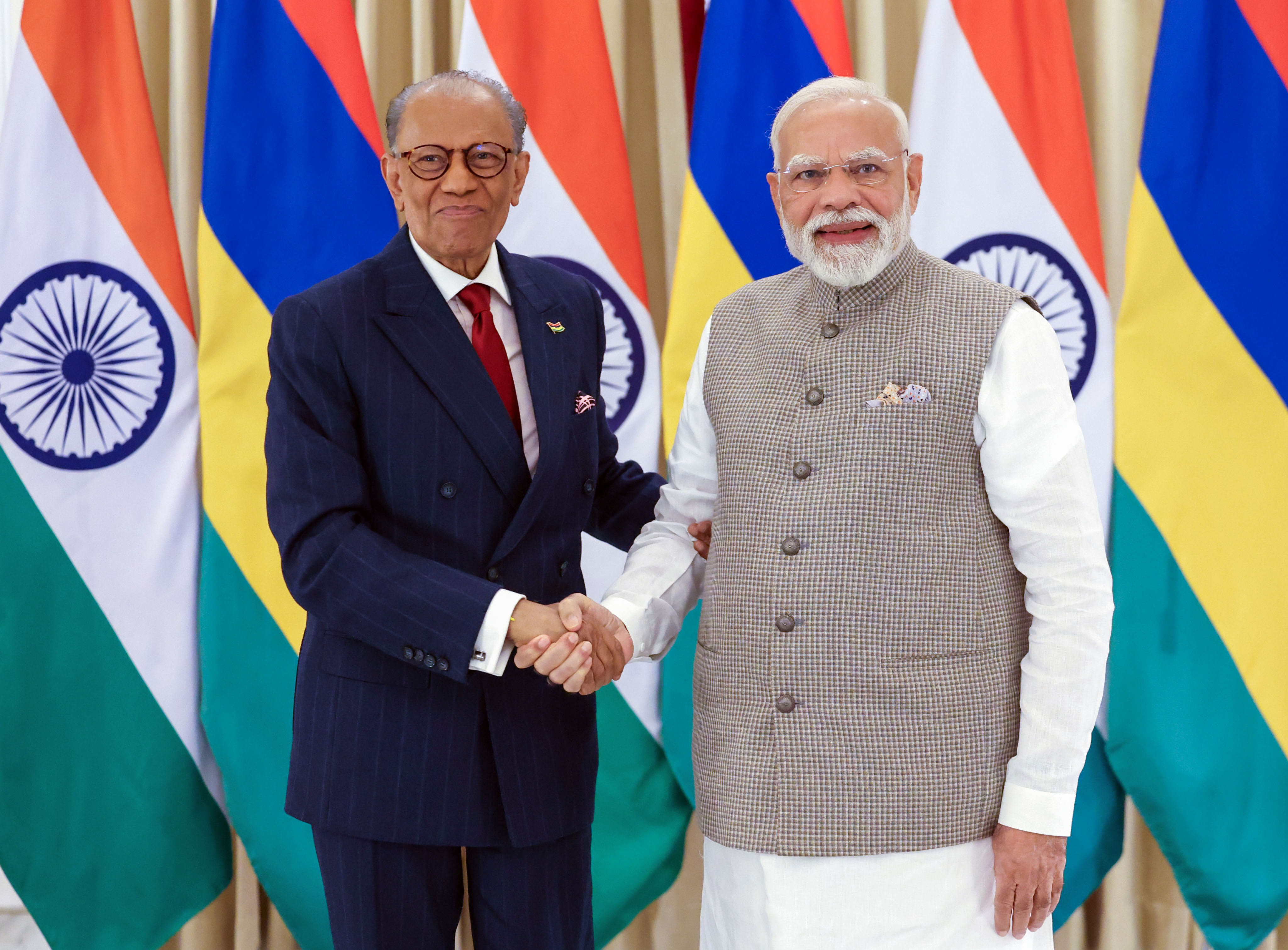 India Announces $680 Million Economic Package For Mauritius