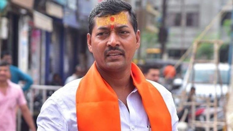 Akola News : '' जो कोणी आरोपीचा हात, पाय आणि लिंग कापेल...", ठाकरे गटाच्या नेत्याचा थेट इशारा; अकोल्यात खळबळ