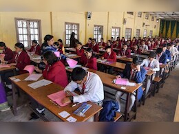 CBSE Exam Schedule: 10वीं और 12वीं की परीक्षा डेटशीट जारी, सीबीएसई का यहां देखा पूरा शेड्यूल CBSE Exam Schedule: 10वीं और 12वीं की परीक्षा डेटशीट जारी, सीबीएसई का यहां देखा पूरा शेड्यूल