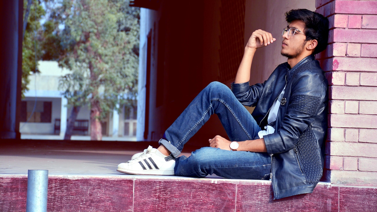 Add a pair of sneakers to give your outfit a casual vibe