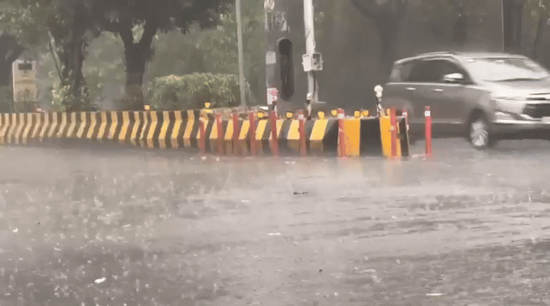 Weather Updates: दिल्ली-NCR में बदला मौसम का मिजाज, क्या विजयदशमी पर भी होगी बारिश