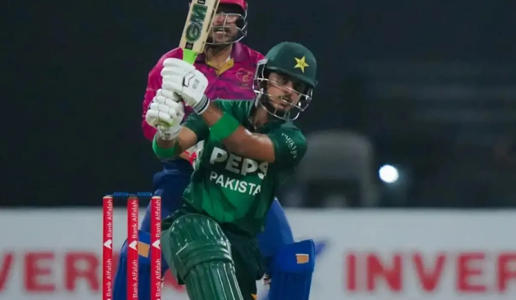 PAK vs UAE Today Match Live Score: पहले ही ओवर में पाकिस्तान को लगा झटका, सैम अयूब बिना खाता खोले लौटे