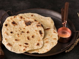 क्या बासी रोटी खाने से बढ़ता है वजन? क्या बासी रोटी खाने से बढ़ता है वजन?
