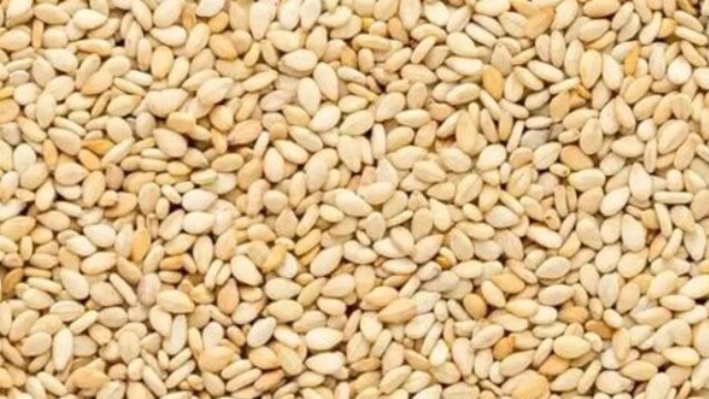 Nutritionist Nmami Agarwal Reveals Why Sesame Seeds "Deserve A Spot In Your Diet"