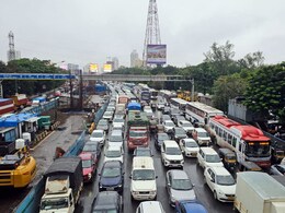 Thane News: पोलिसांना अखेर जाग झाली; कोपरी, घोडबंदर रोडसह ठाण्यातील वाहतूक कोंडी फोडण्यासाठी मोठा निर्णय Thane News: पोलिसांना अखेर जाग झाली; कोपरी, घोडबंदर रोडसह ठाण्यातील वाहतूक कोंडी फोडण्यासाठी मोठा निर्णय