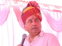 'नेता कहते हैं, मैं लड़ रहा हूं, अरे! लड़ना क्यों है? काम करवाओ' मंत्री केके विश्नोई ने कसे सियासी तंज़ 'नेता कहते हैं, मैं लड़ रहा हूं, अरे! लड़ना क्यों है? काम करवाओ' मंत्री केके विश्नोई ने कसे सियासी तंज़