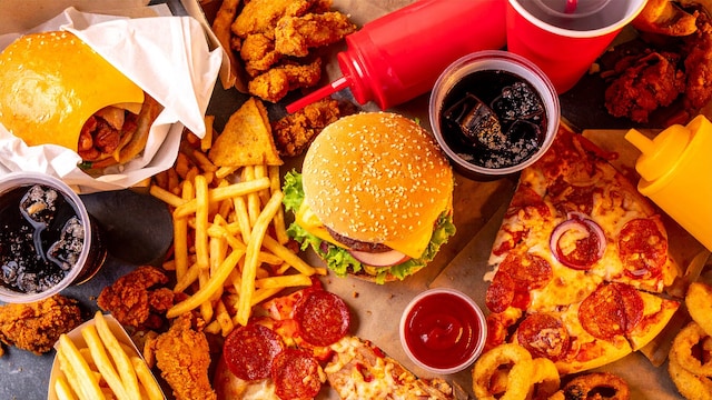 Junk food consumption in childhood linked to brain changes